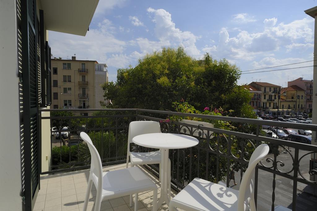 Residence San Marco Suites&Apartments Alassio Exterior foto